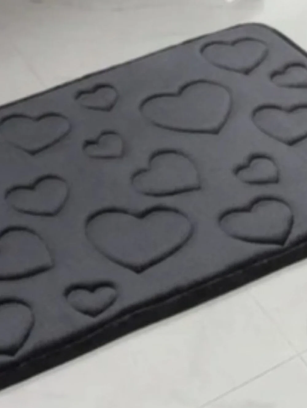 Juicy Couture Home Scattered Hearts Quilted Memory Foam Bath Rug- Black